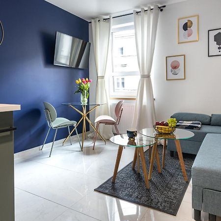 Moveen! Wynajem Apartamentow We Wroclawiu! 10 Minut Od Centrum Bagian luar foto