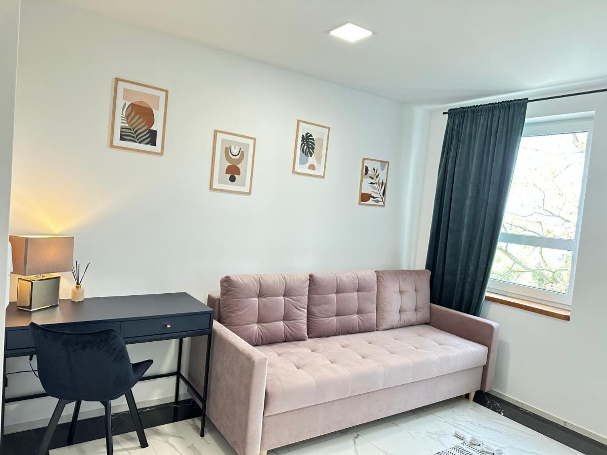 Moveen! Wynajem Apartamentow We Wroclawiu! 10 Minut Od Centrum Bagian luar foto