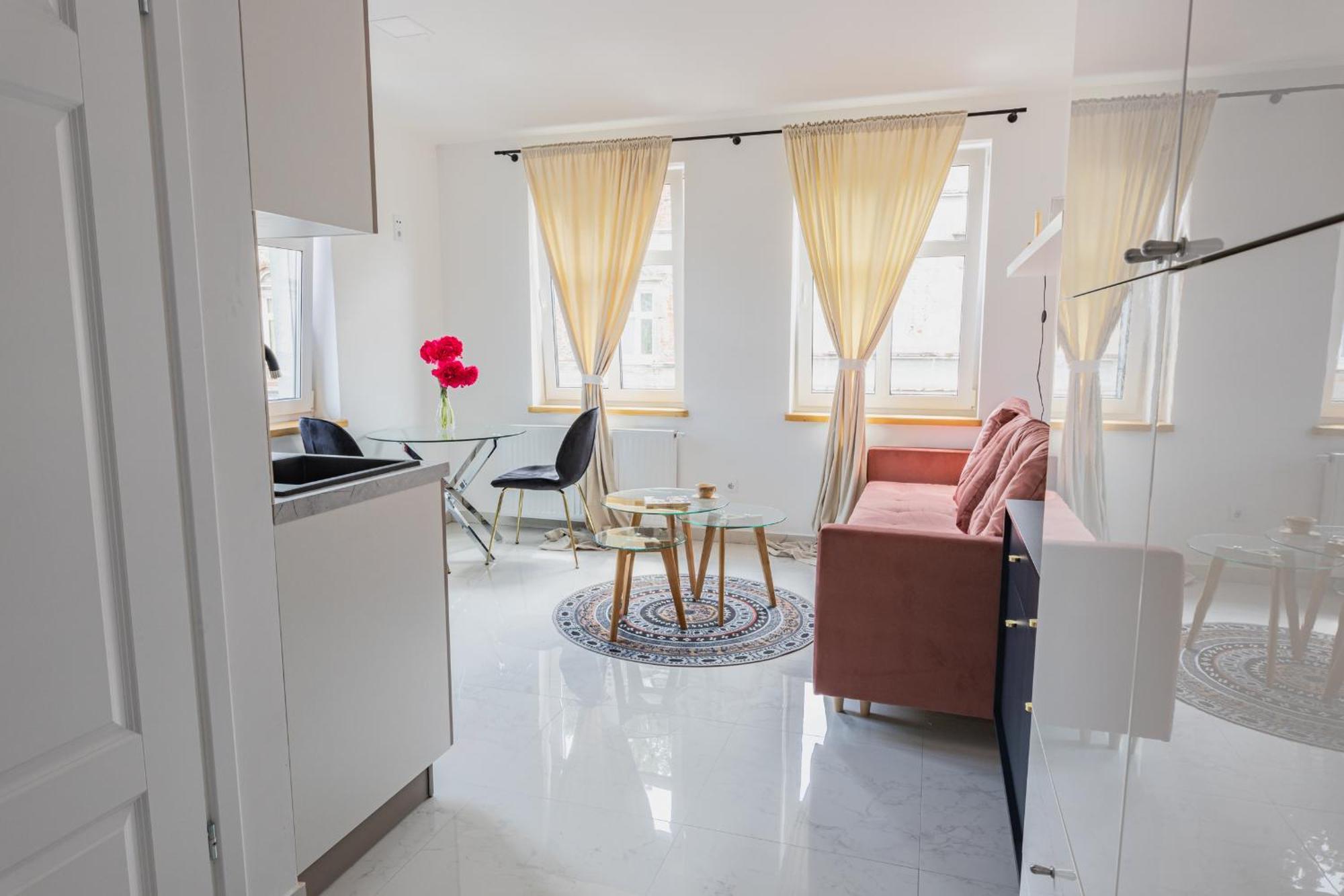 Moveen! Wynajem Apartamentow We Wroclawiu! 10 Minut Od Centrum Bagian luar foto
